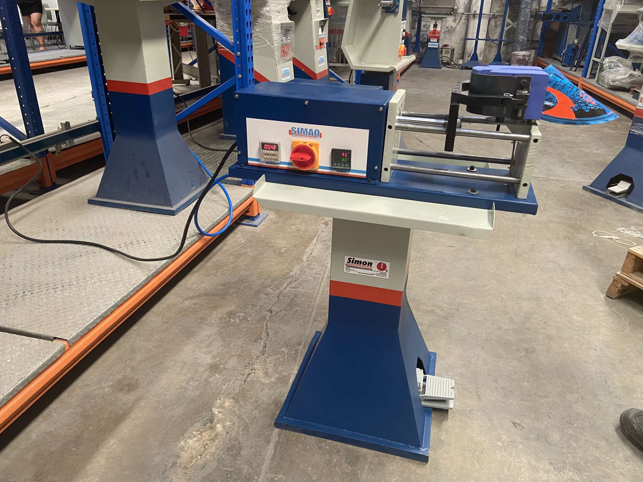 CONFORMAR TALONES CTS-150 – Simón Maquinaria